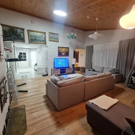 Alloggio in famiglia Korso - Private , Shared Spaces *