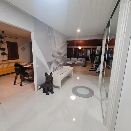 Korso - Private , Shared Spaces Alloggio in famiglia