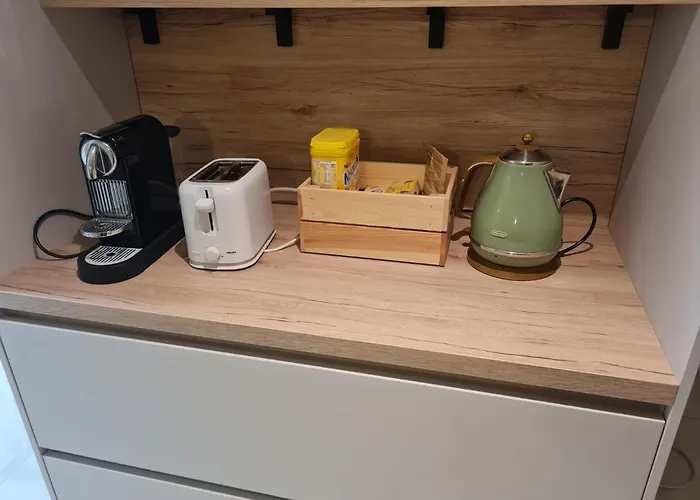 Δωμάτια σε οικογενειακή κατοικία Korso - Private , Shared Spaces Βάνταα